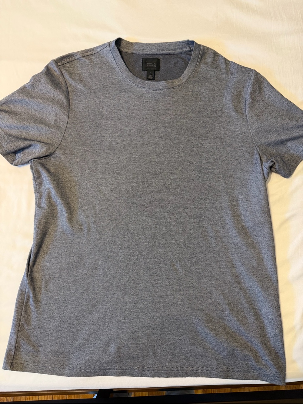 Knit men’s super soft tee